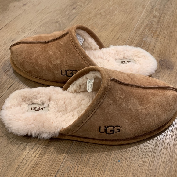 UGG Other - UGG Scuff Slippers